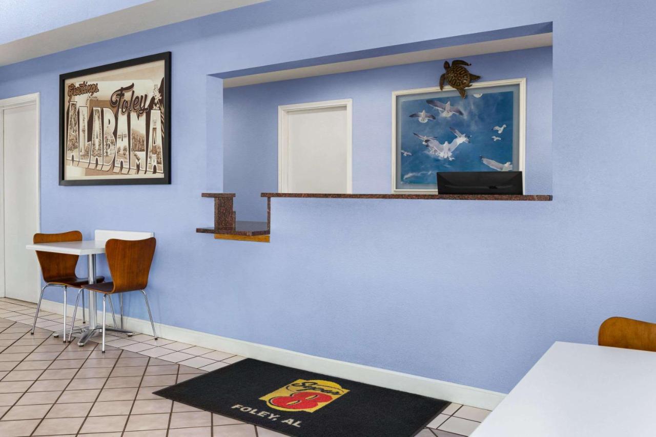 Super 8 By Wyndham Foley Motel Dış mekan fotoğraf