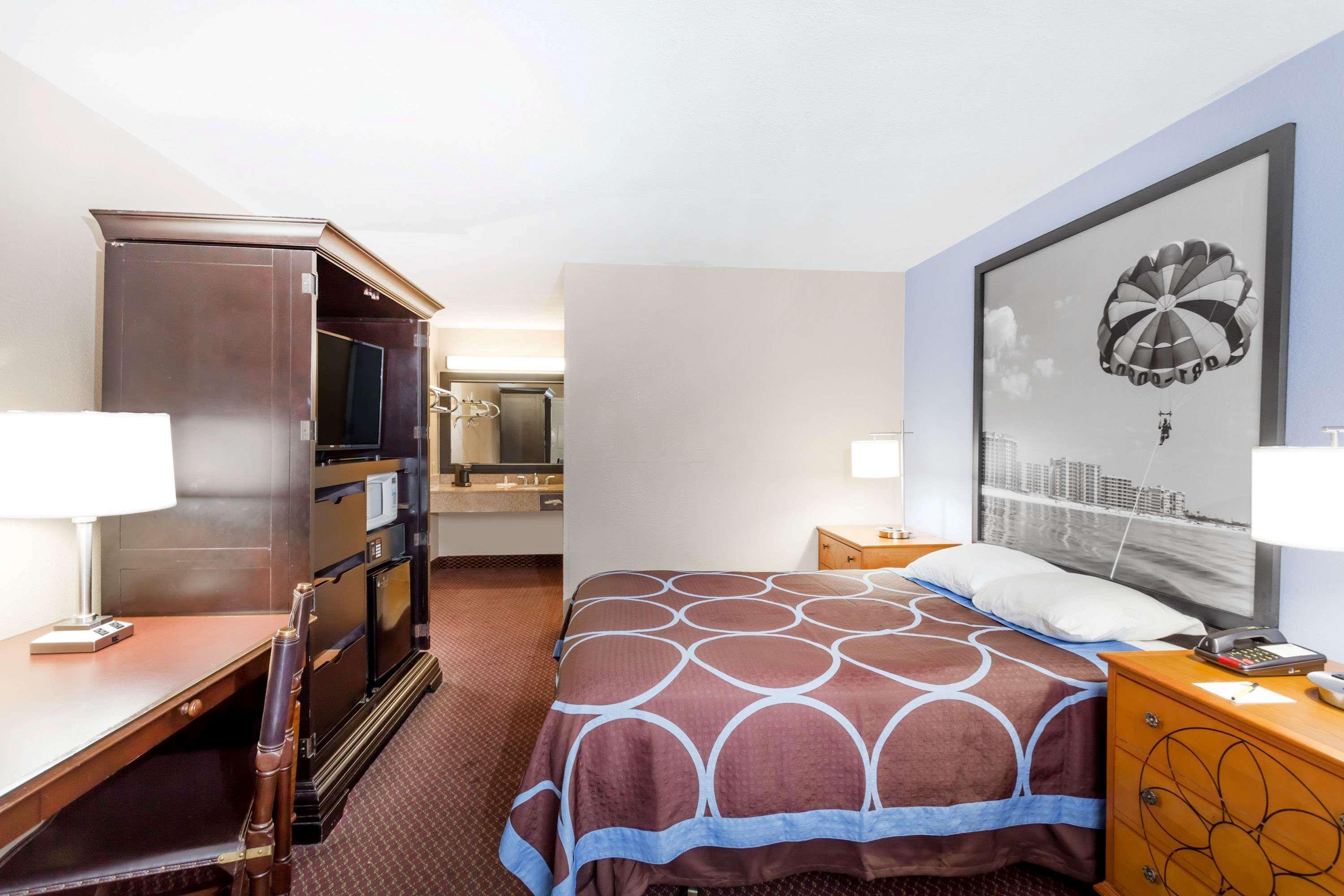 Super 8 By Wyndham Foley Motel Dış mekan fotoğraf