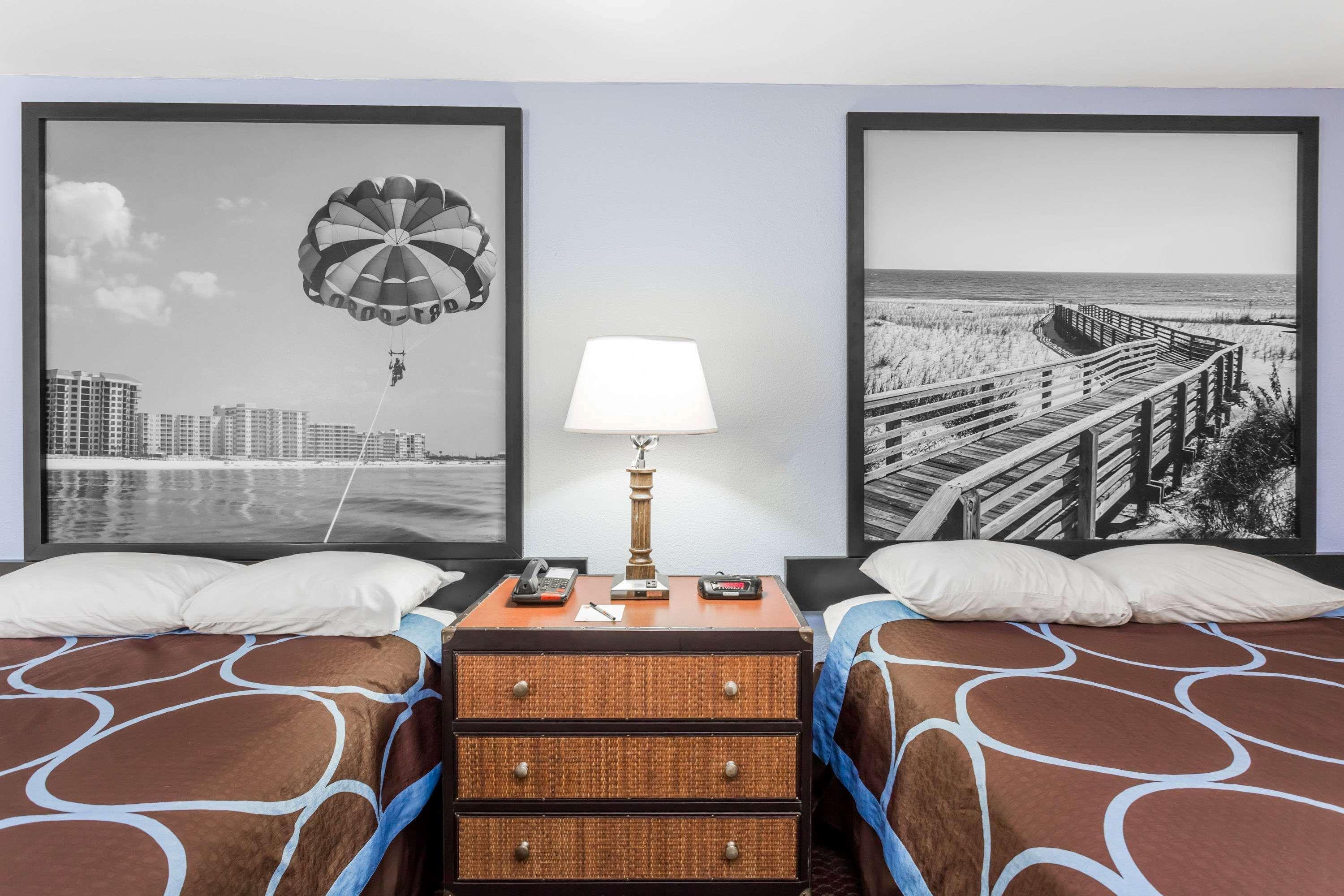 Super 8 By Wyndham Foley Motel Dış mekan fotoğraf