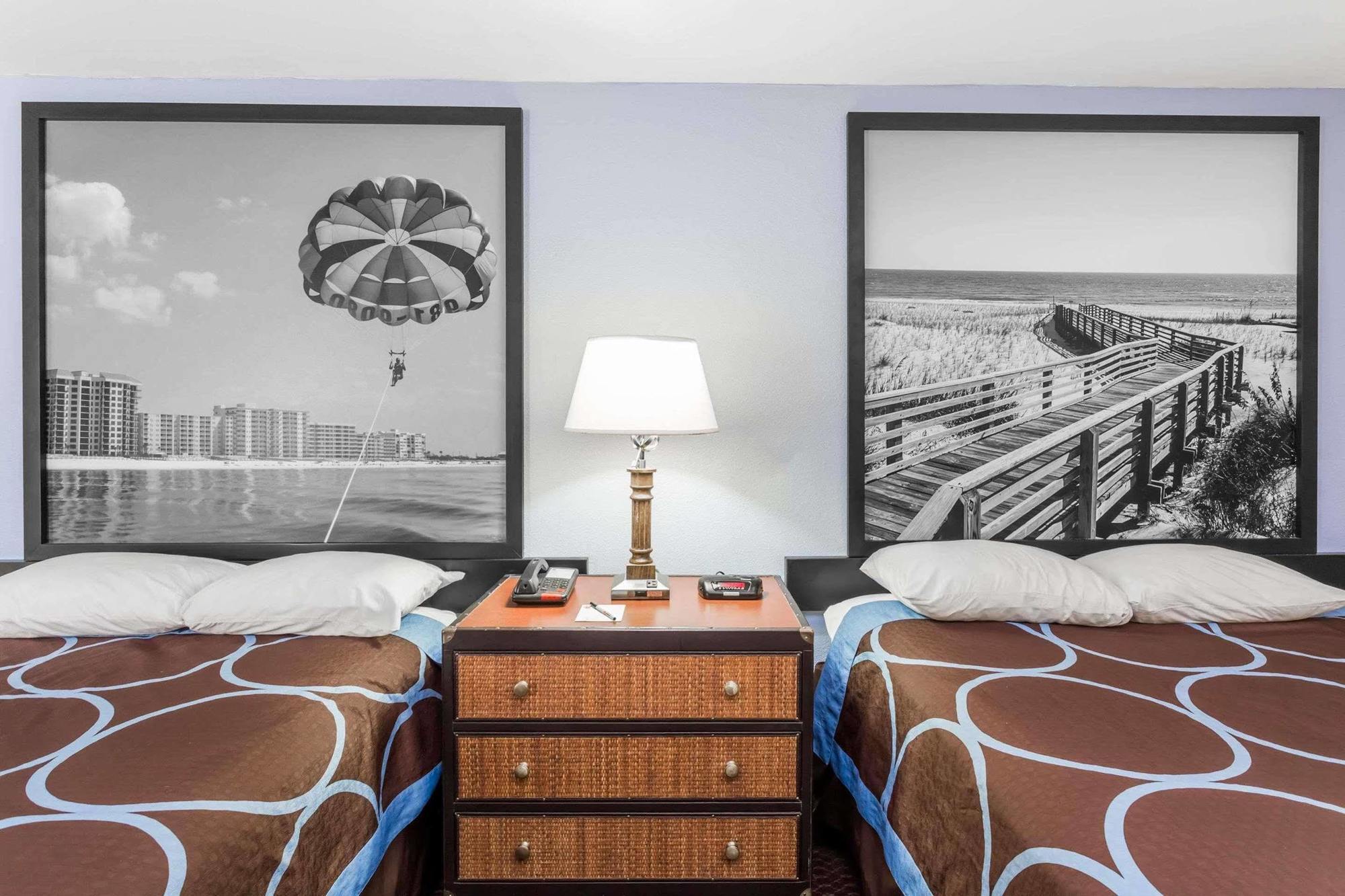 Super 8 By Wyndham Foley Motel Dış mekan fotoğraf